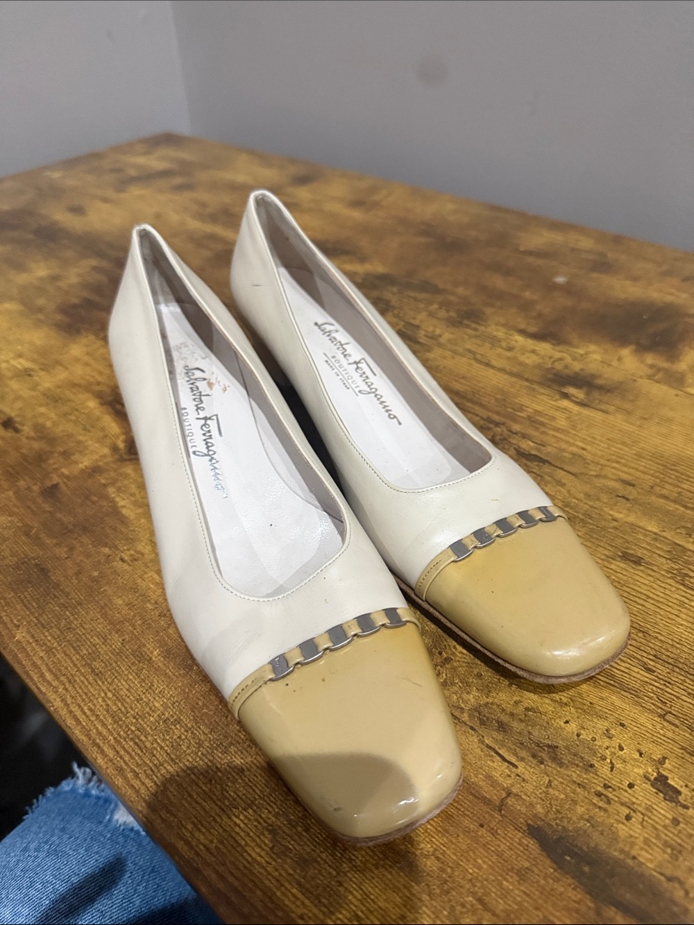 Salvatore Ferragamo Cream and Tan Leather Cap-Toe kitten heels
